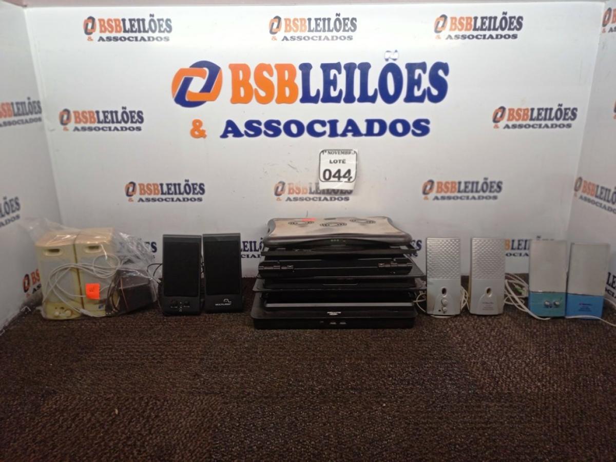 01 LOTE C/ 06 COOLERS P/ NOTEBOOK E DIVERSAS CAIXINHAS P/PC MODELOS DIVERSOS. (NO ESTADO) ATENÇÃO! FAZER A VISITAÇÃO ANTES DE ARREMATAR, NÃO SABEMOS SE FUNCIONA. LEILÃO NÃO TEM GARANTIA E NEM DEVOLUÇÃO, SUJEITO A POSSÍVEIS AVARIAS VISÍVEIS/OCULTAS E/OU AUSÊNCIA DE COMPONENTES.